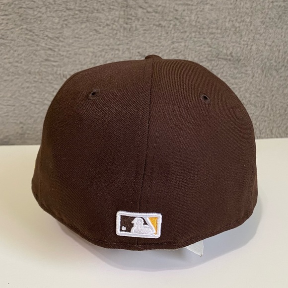 Men's San Diego Padres New Era Brown On-Field 59FIFTY Fitted Hat Size 7 Cap - Picture 4 of 6
